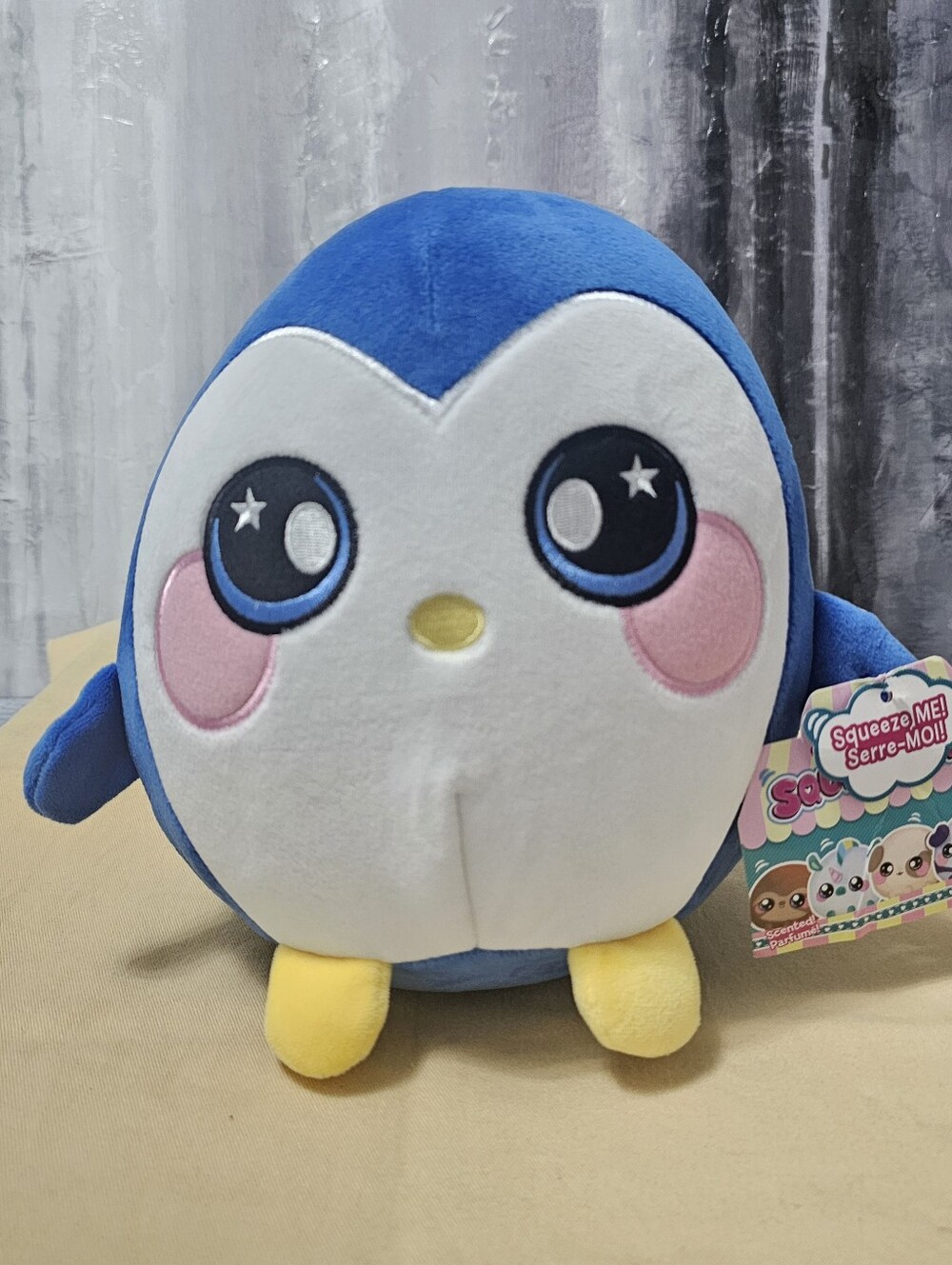 Squeezamals Blue Plush Pepper the Penguin Squeeze Pet Cute  Animal Sz 9x8 Inches